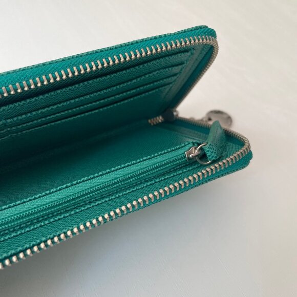 Ivanka Trump Leather clutch bag - Picture 3 of 4